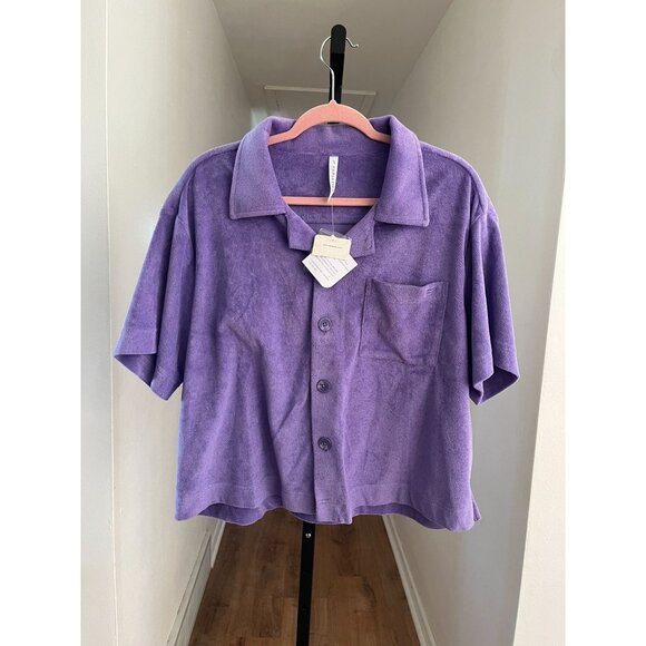 NWT Fabletics Island Terry Boxy Purple Button Up Collared Short Sleeve Shirt - Picture 1 of 5